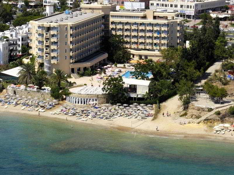 Granada Luxury Beach