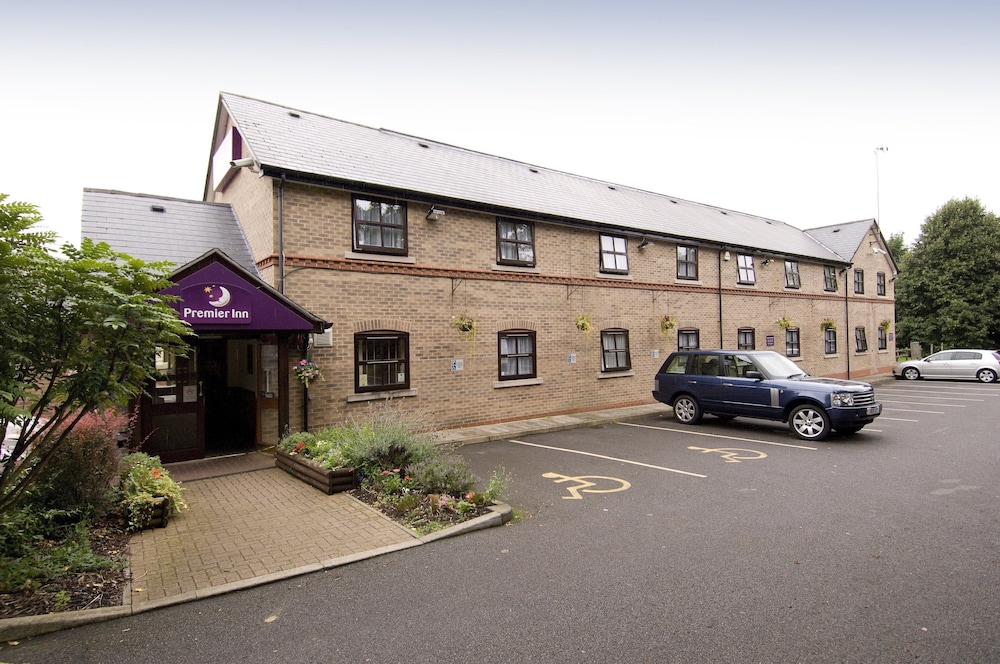 Premier Inn Leicester North West