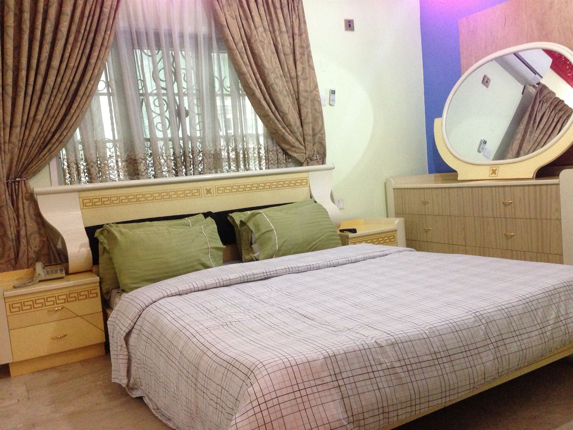 Fullife Hotel