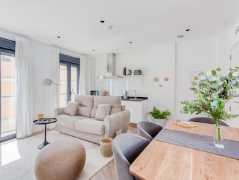 Limehome Malaga Calle Ancha Del Carmen