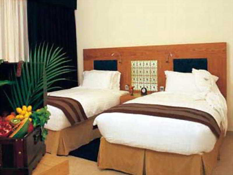 Tamani Marina Hotel and Hotel Apartment