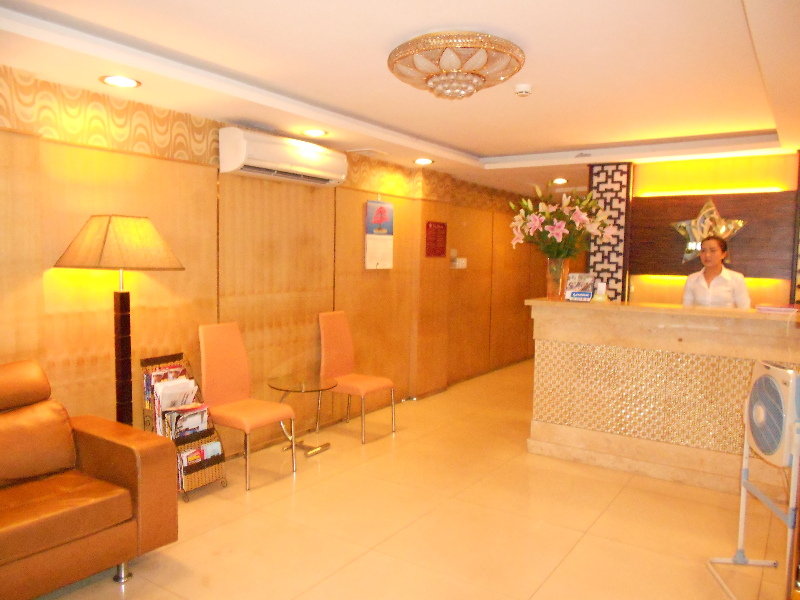 A25 Hotel 13 Bui Thi Xuan