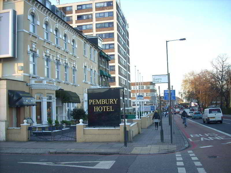 Pembury Hotel