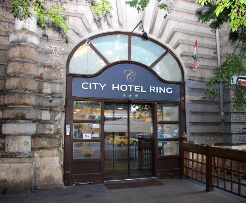 City Hotel Ring