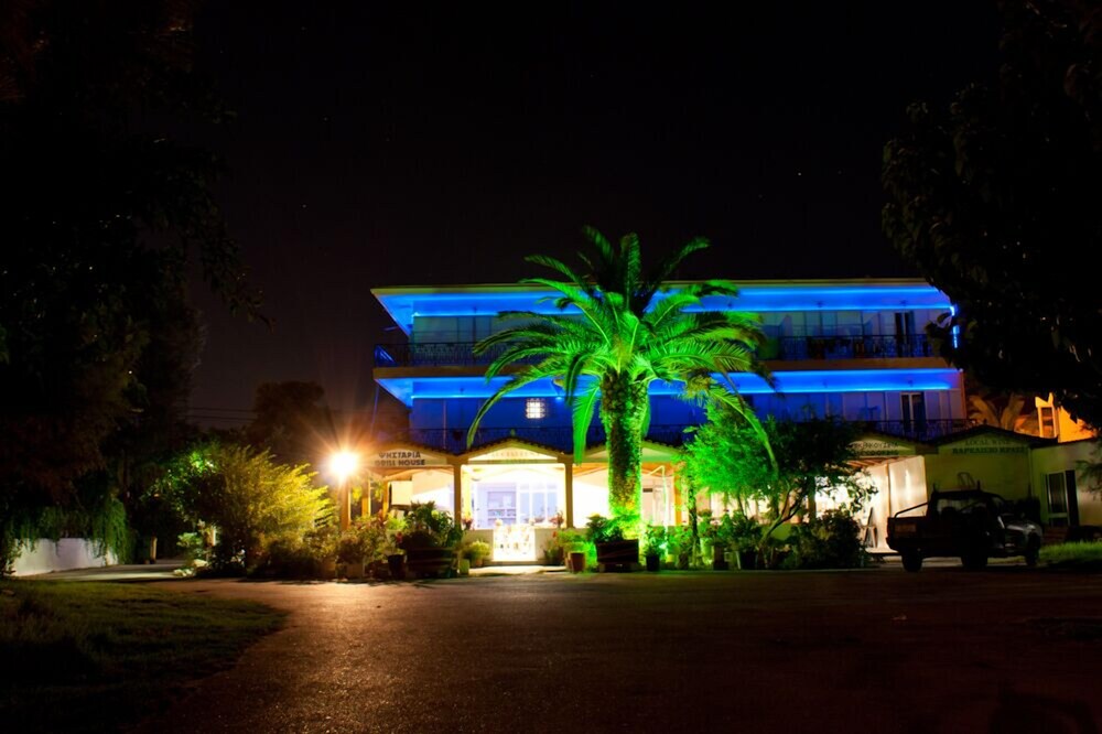 Anetis Beach Hotel