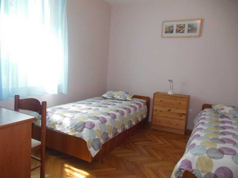 Apartments Pero