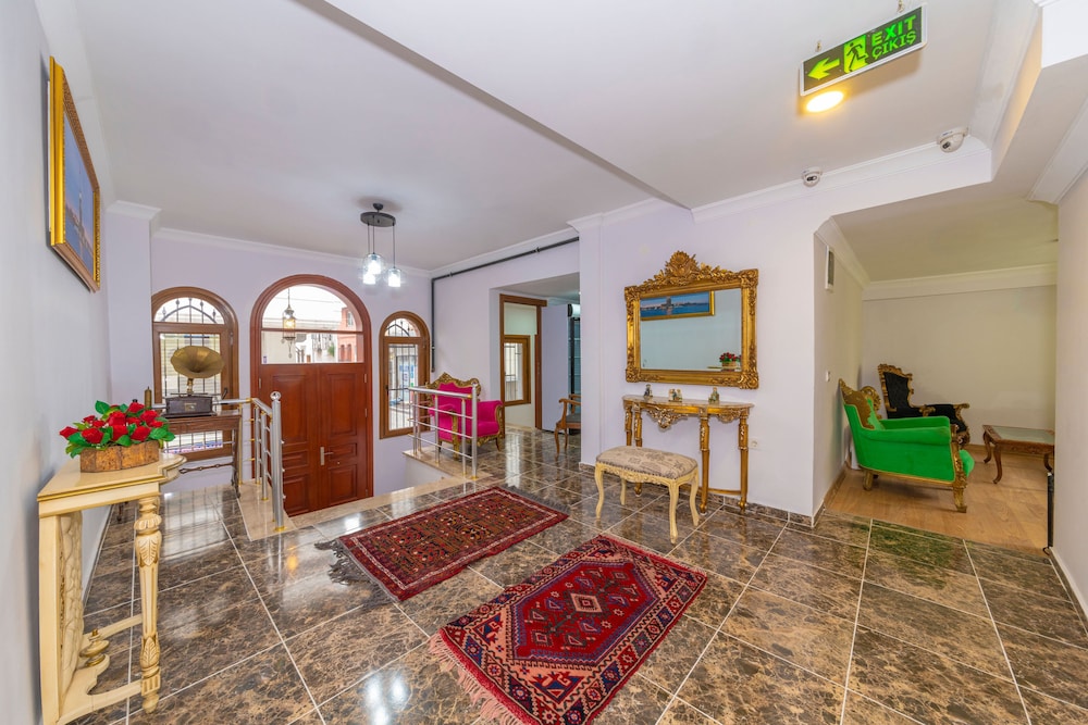 Rosalie Palace Hotel