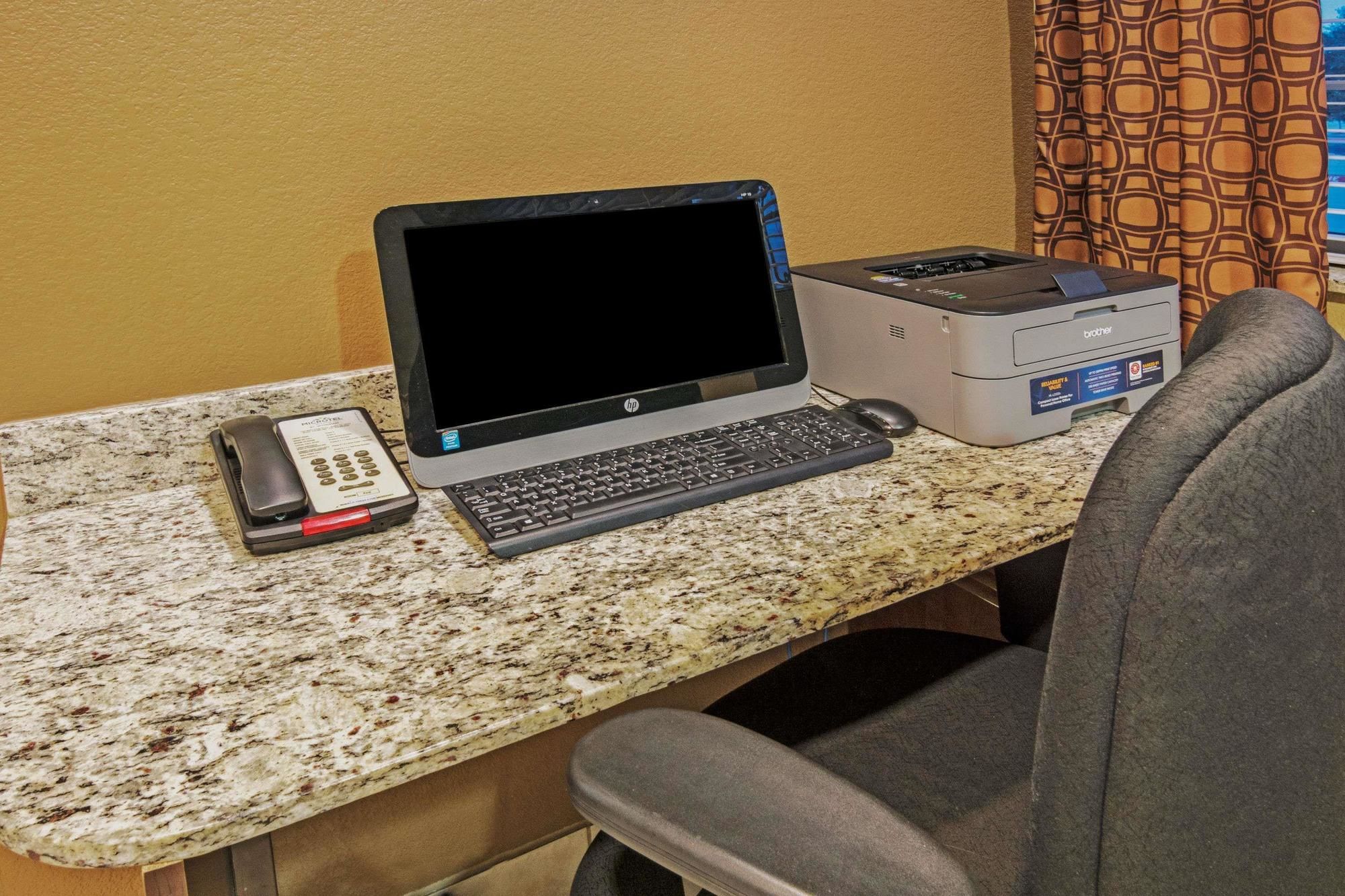 Microtel Inn and Suites by Wyndham Austin Airport