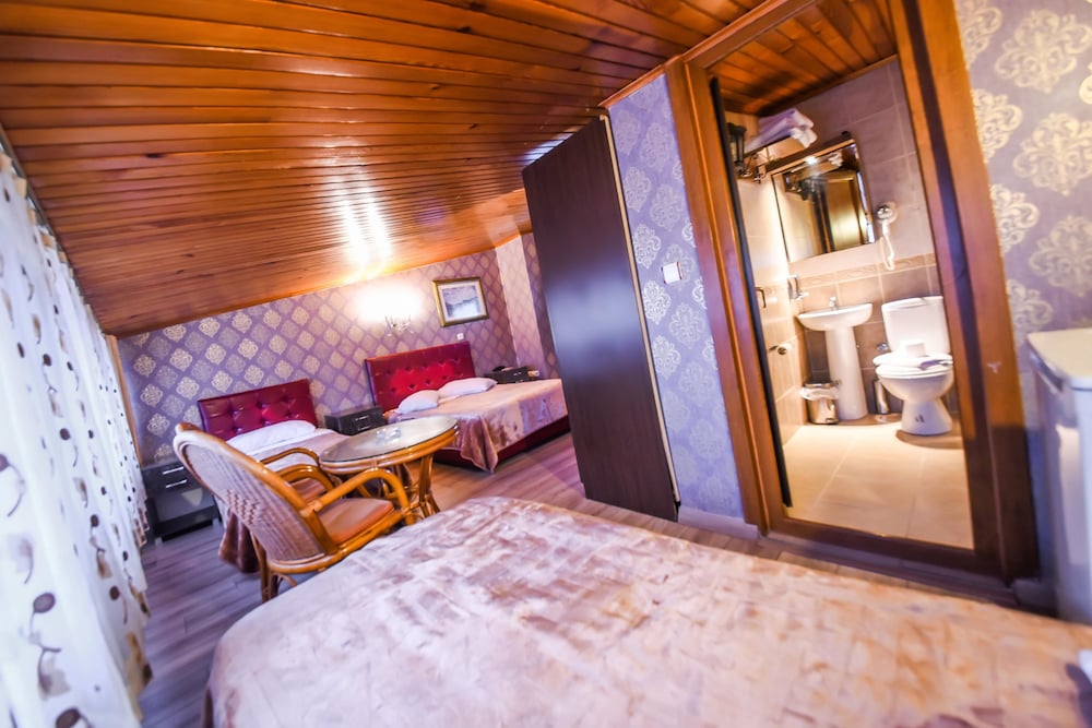 Bed & Breakfast Kosk Otel