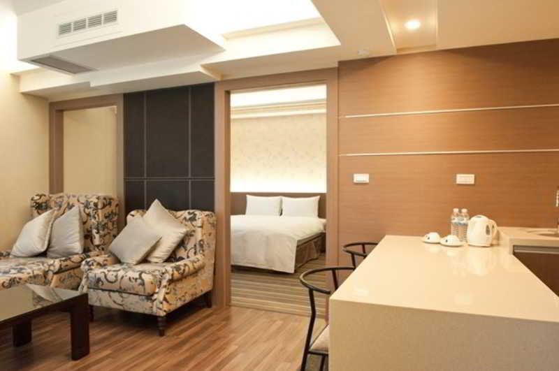 Lishiuan International Hotel