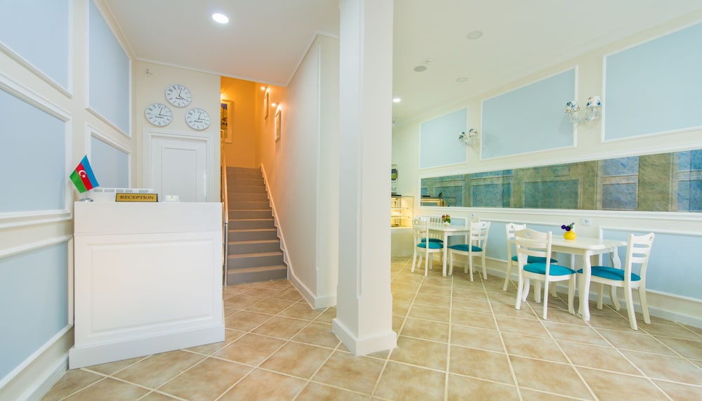 Two Seasons Boutique Hotel