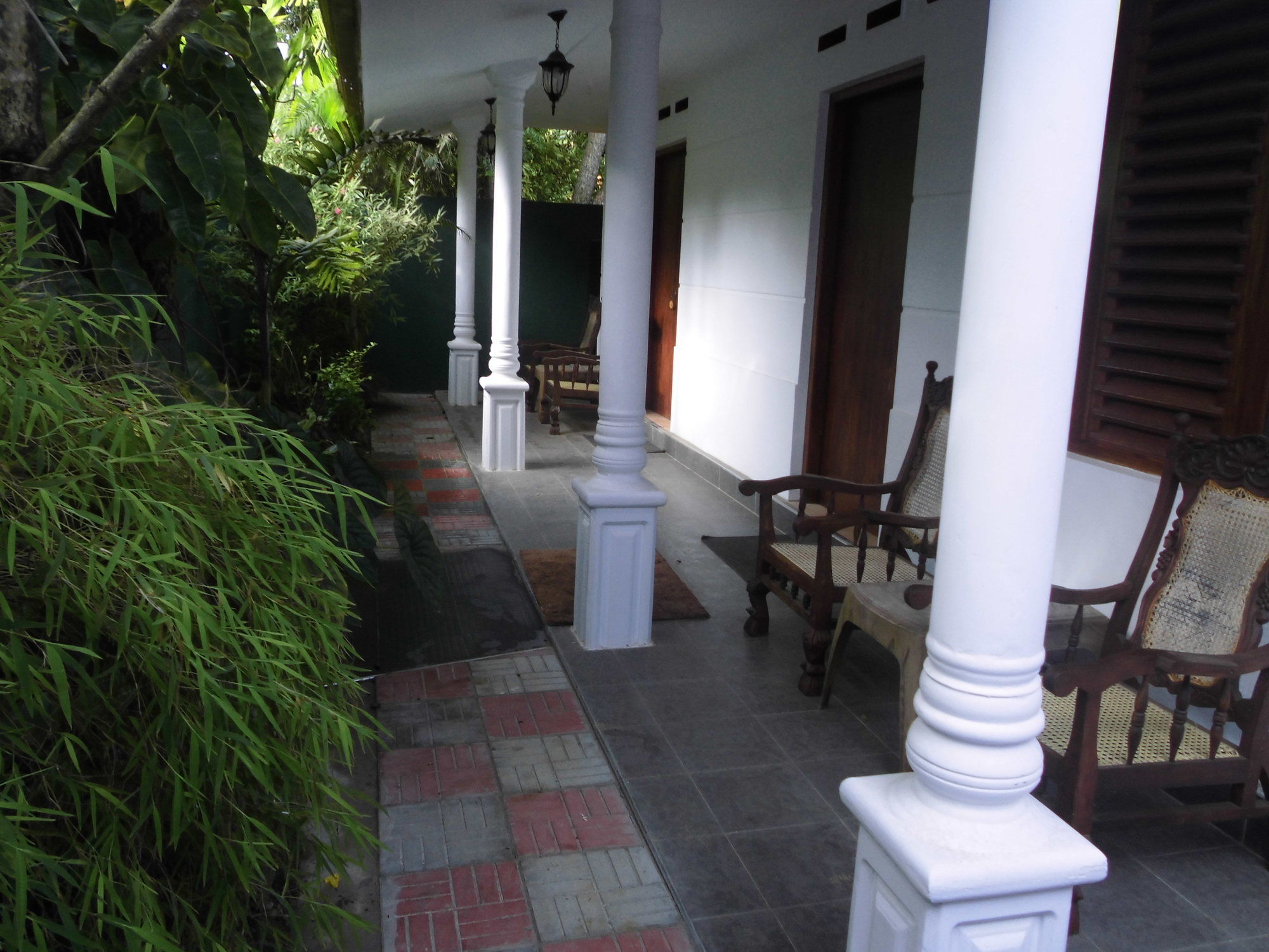Extremehost Guest House
