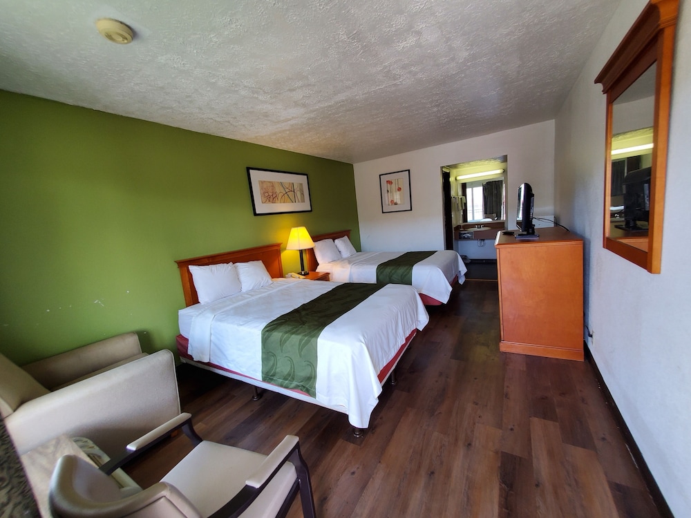 Knights Inn Frankfort — photo 5