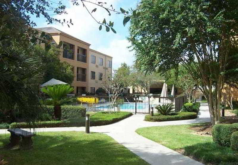 Courtyard Houston Hobby Airport