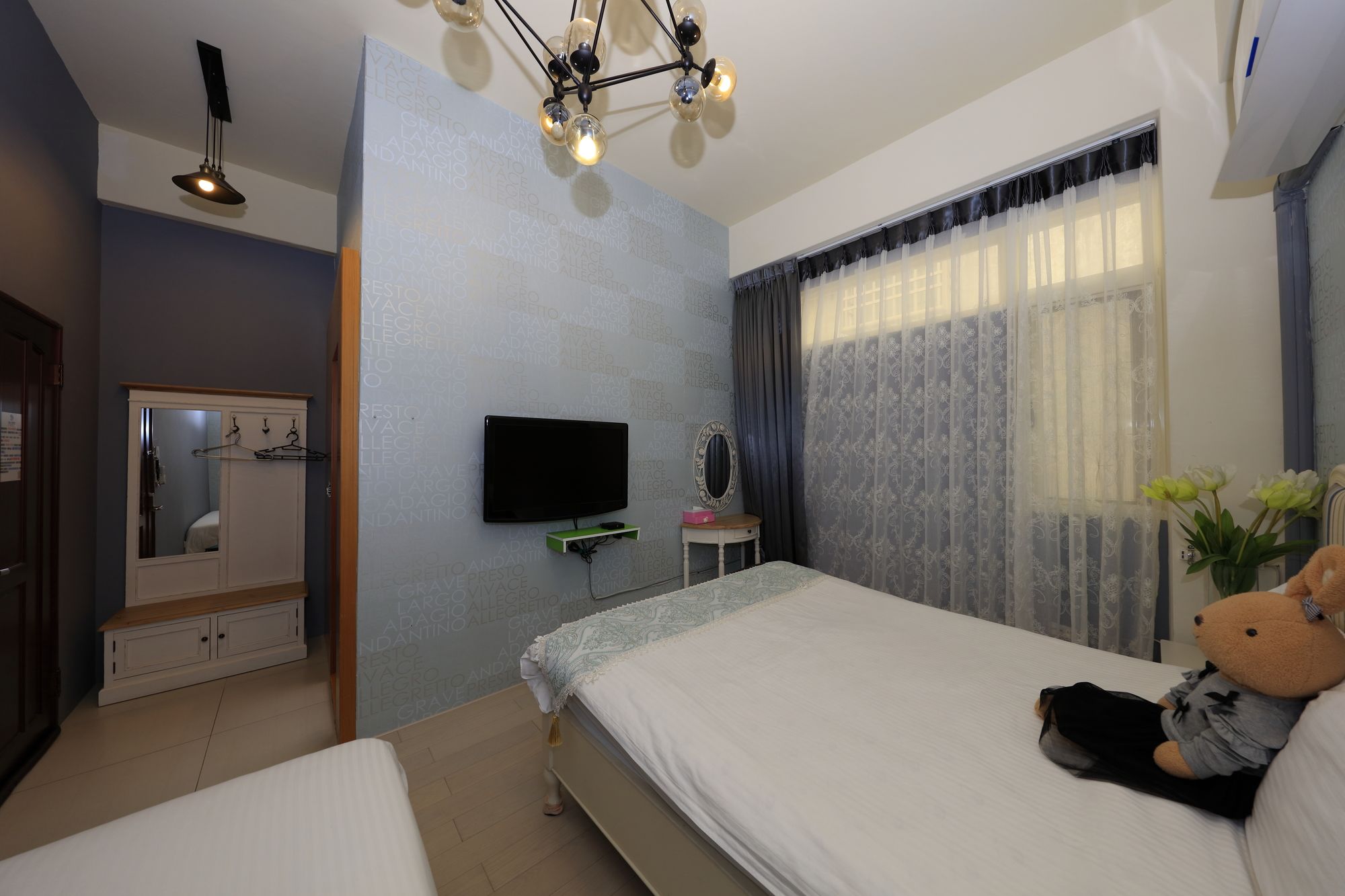 Hualien 5FM Homestay Xinyi