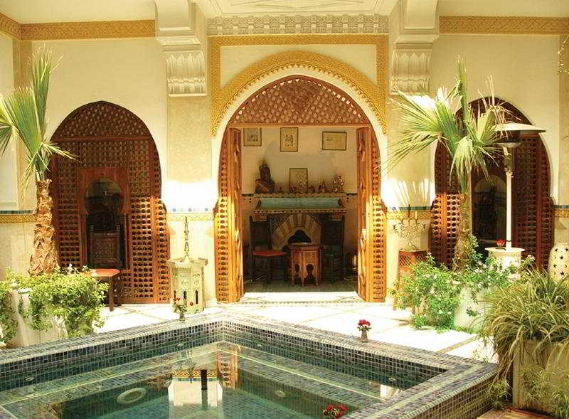 Riad Moucharabieh