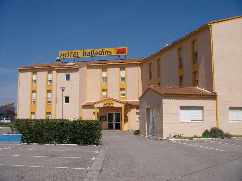 Kyriad Direct Arles