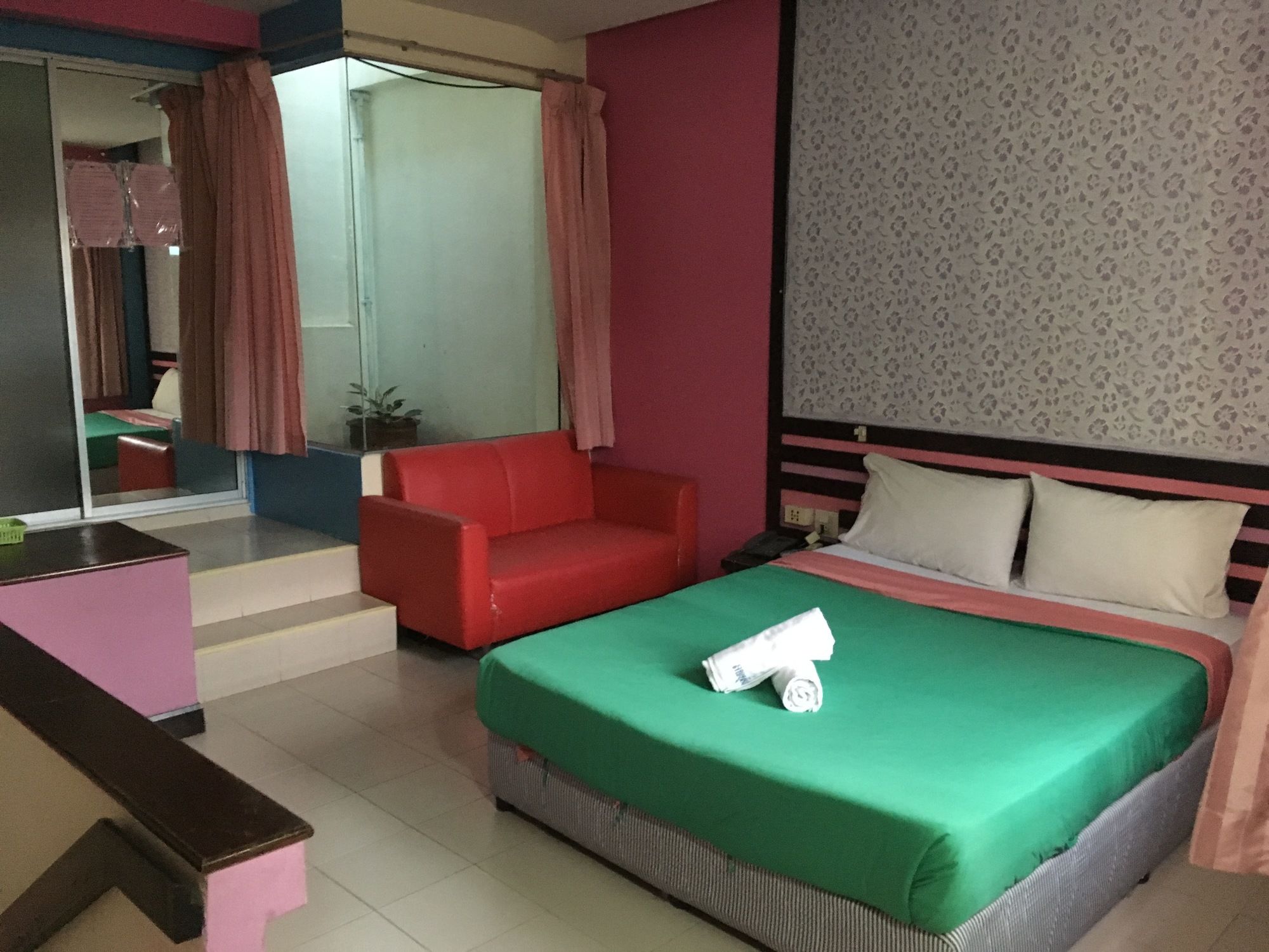 Lopburi Garden Resort