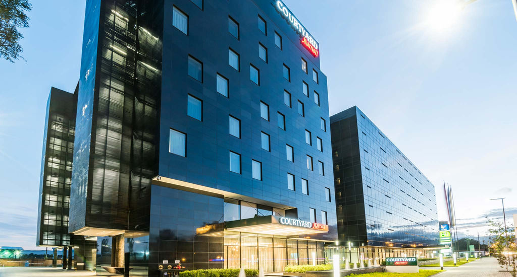 Courtyard By Marriott Bogota Airport