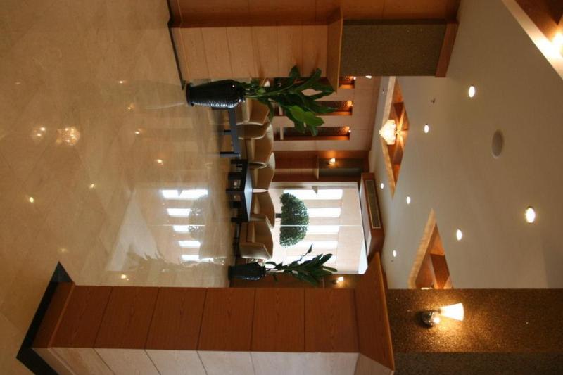 The Rich Hotel