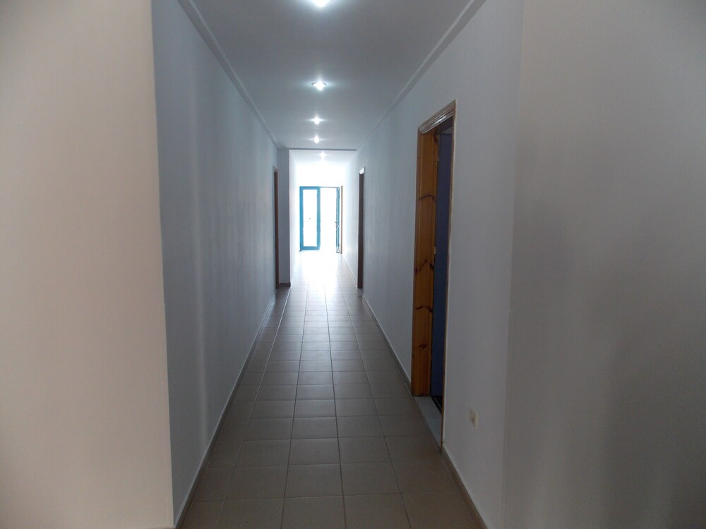 Infinity Saranda Hotel