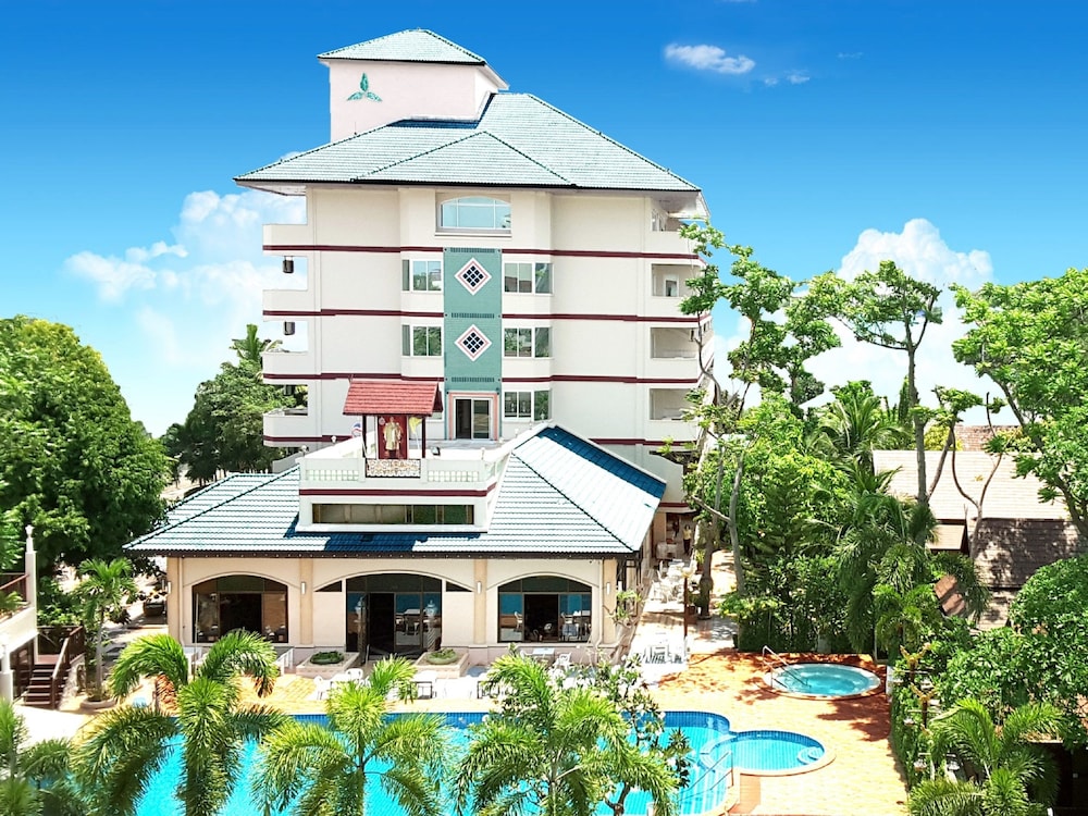 Diana Garden Resort & Garden Lodge