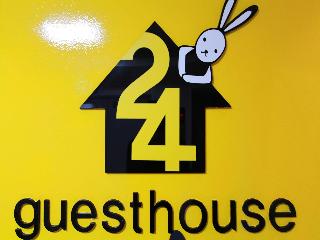 24 Guesthouse Myeongdong Town