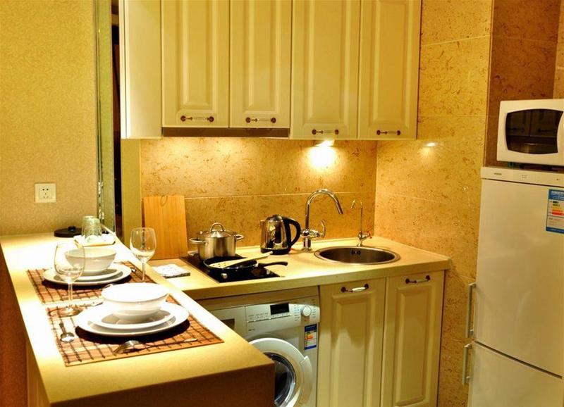 Jing'an Ziyuan Apartment