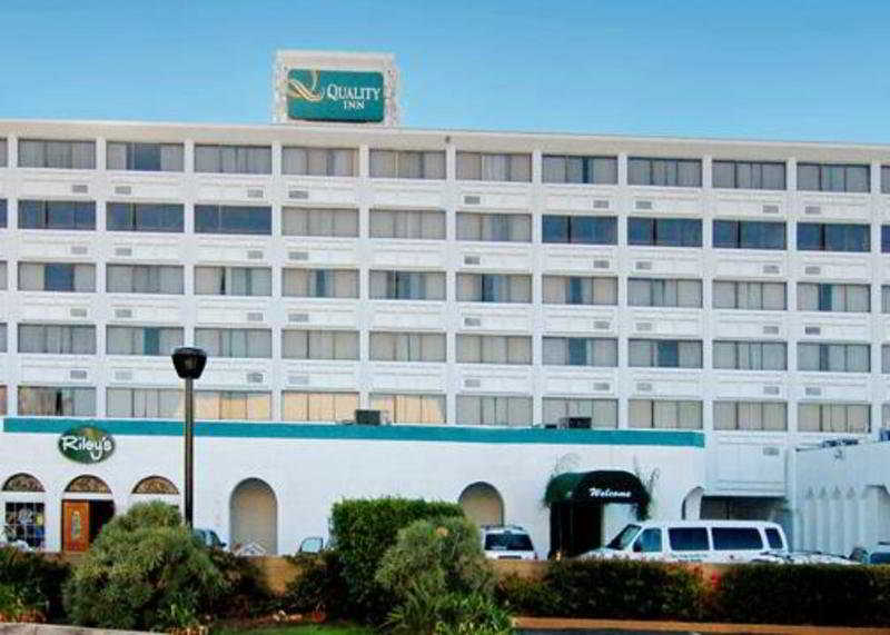The Consulate Hotel