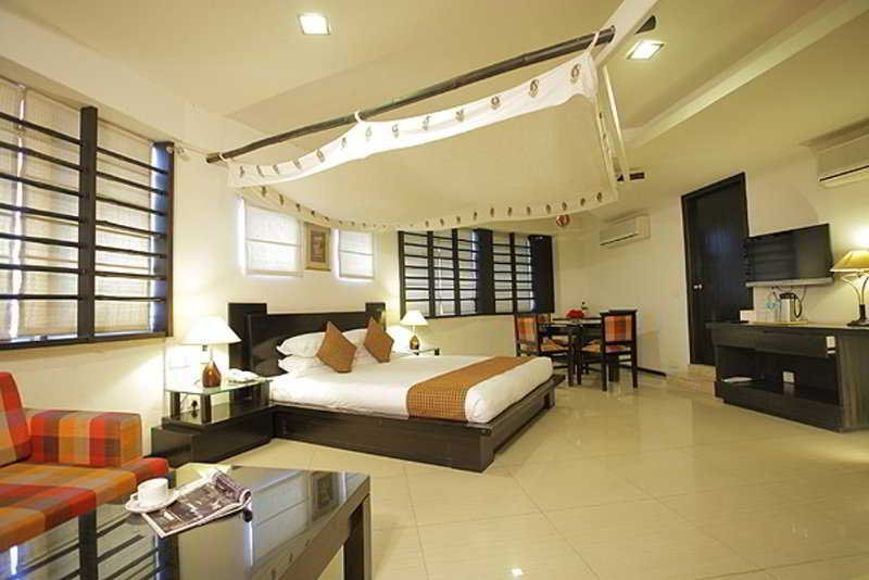 OM Tower