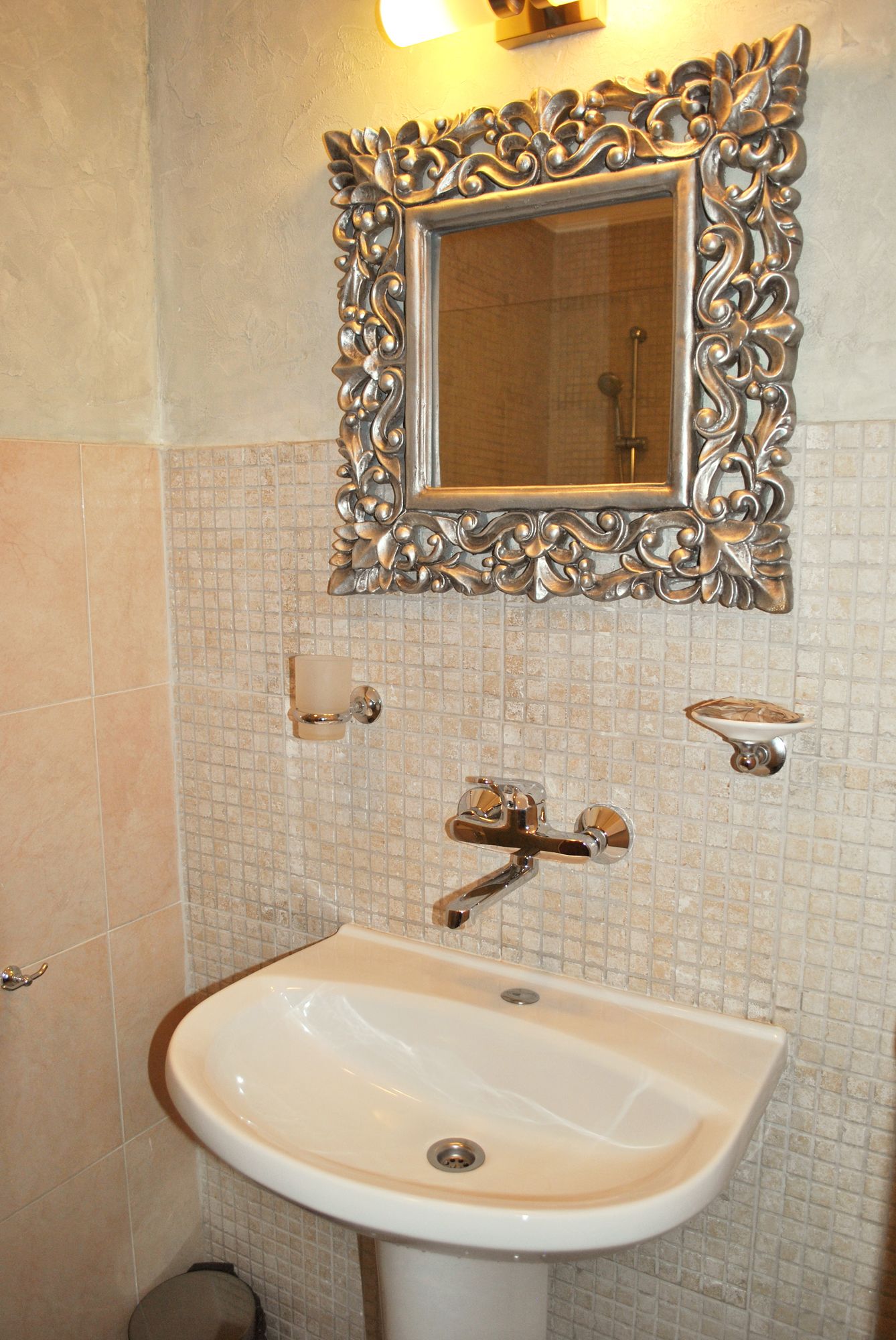 Andesite Boutique Residence Hotel