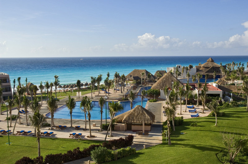 OASIS CANCUN