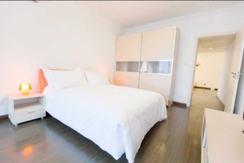 Yopark Serviced Apartment-Luwan City Garden