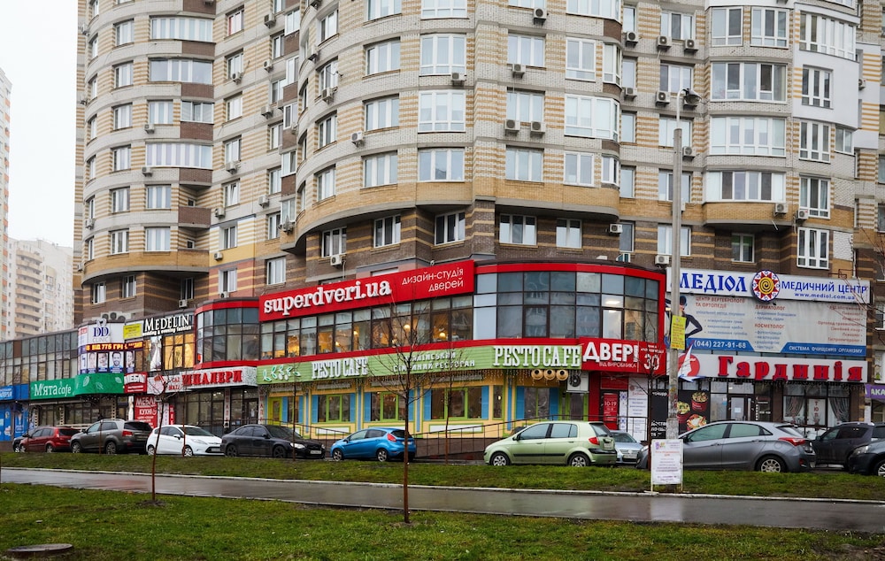 Sophie Apartments