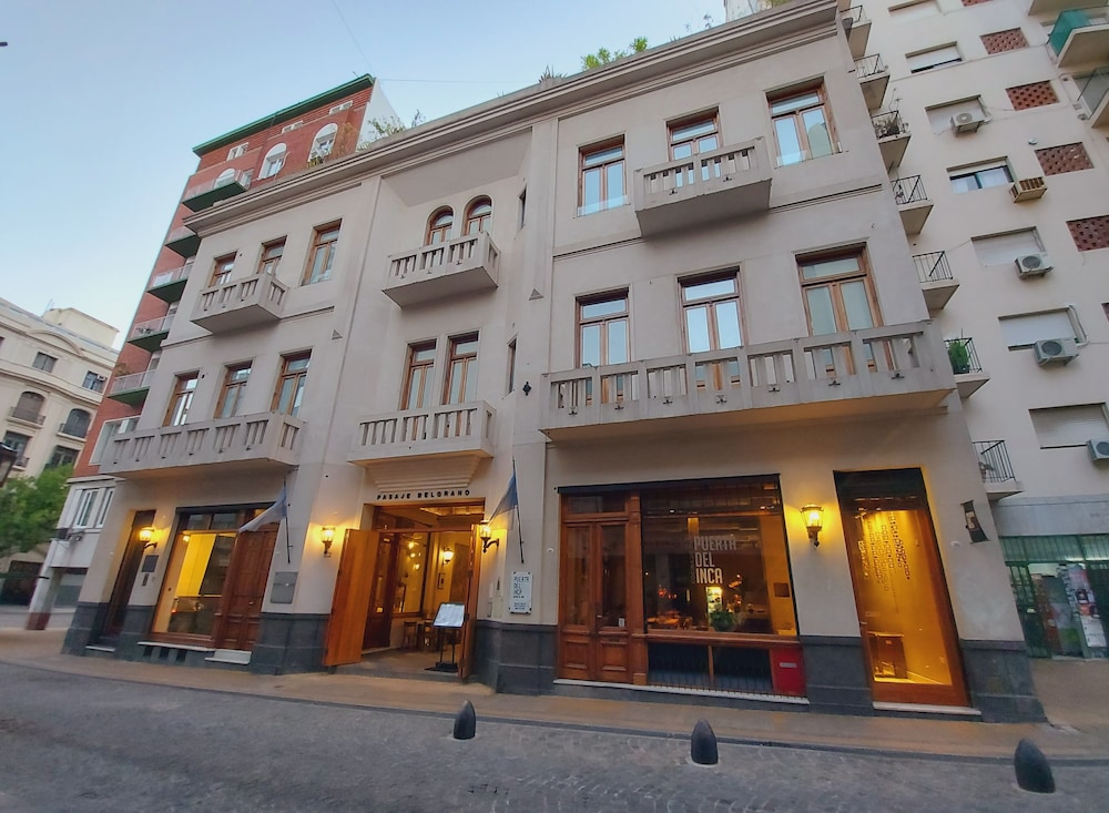 Cassa Lepage Art Hotel