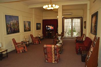 Hotel Manila 1
