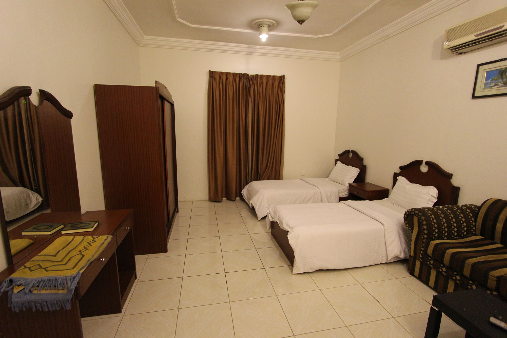 Mayar Al Alamia Furnished Apartments 2