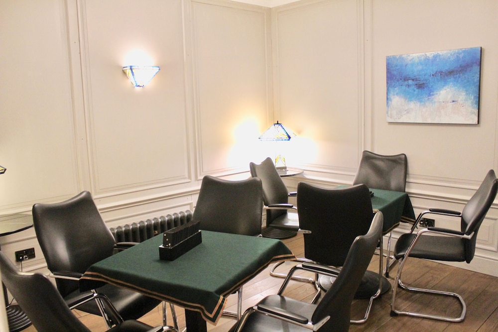 The Empire Hotel & Spa
