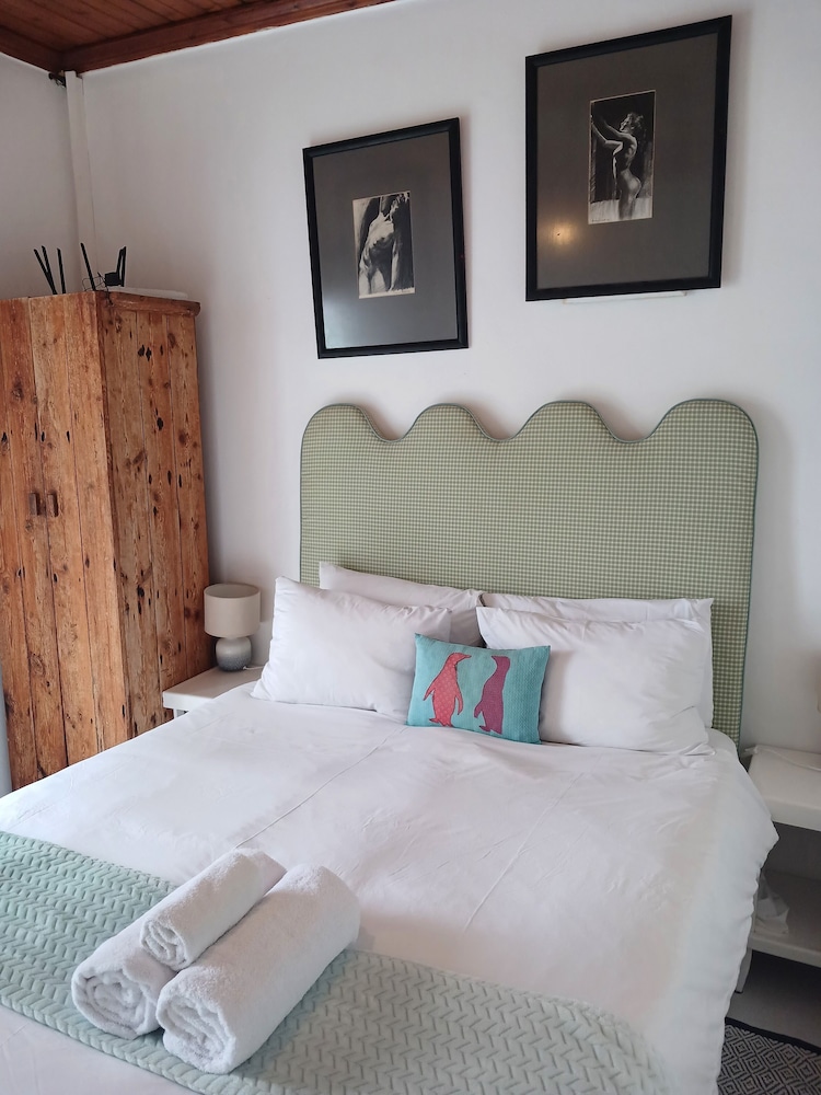 Boulders Beach Lodge