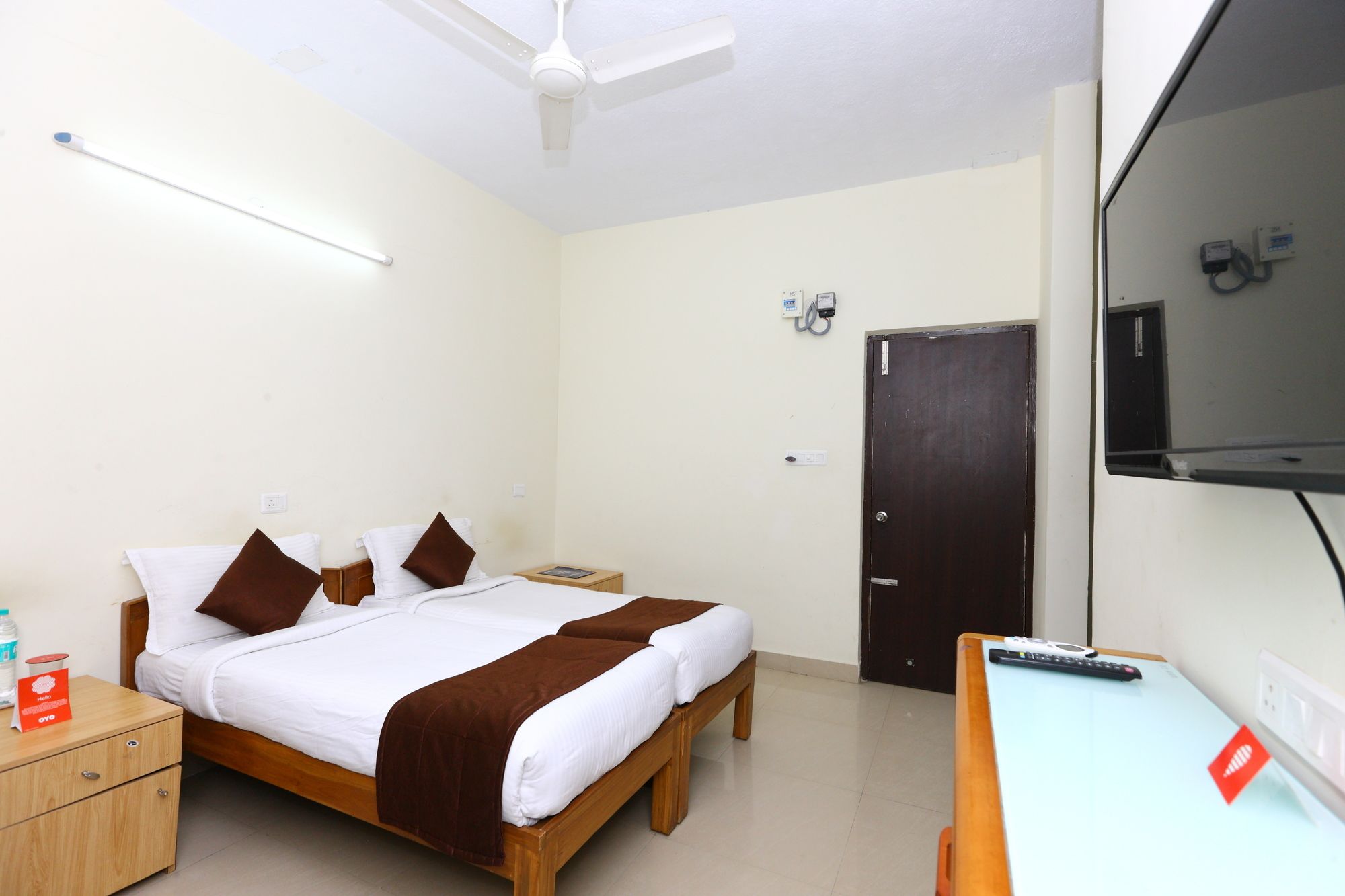 OYO 1272 Hotel Parkview INN