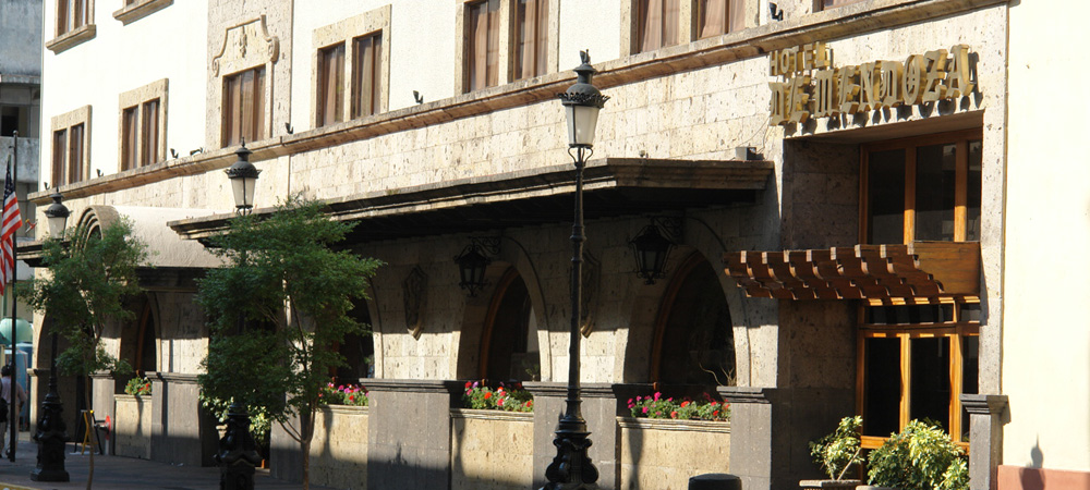 Hotel De Mendoza