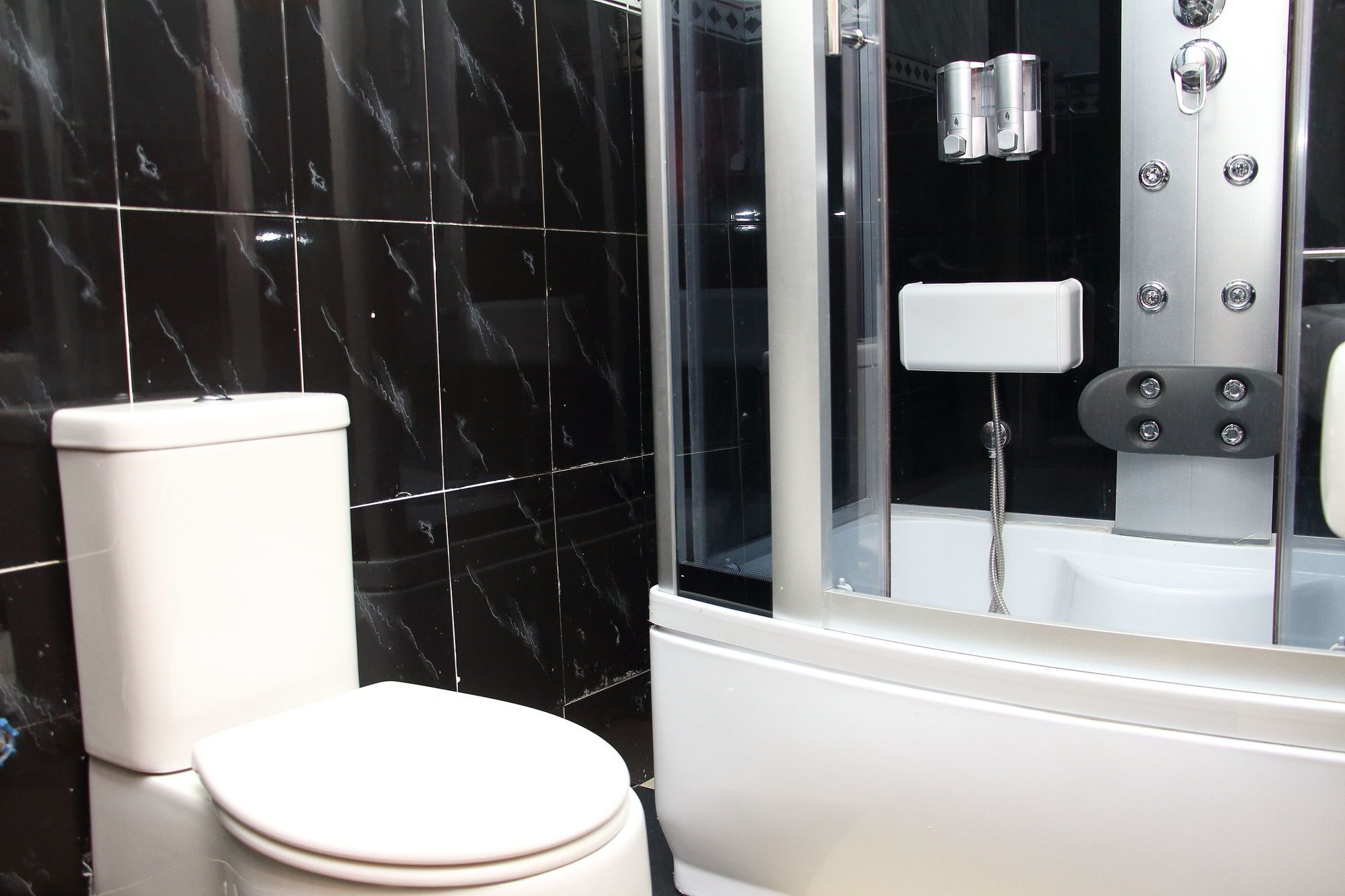 E-Suite Hotel
