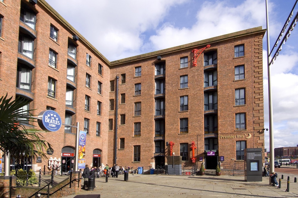 Premier Inn Liverpool City (Albert Dock)