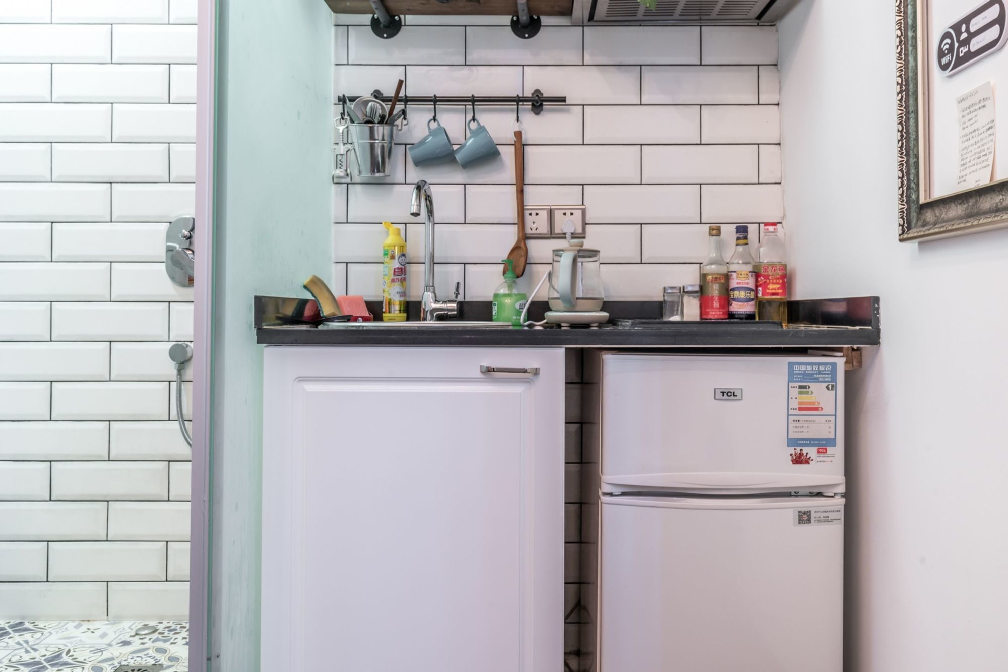 Living In Local Apartment Best Location-201