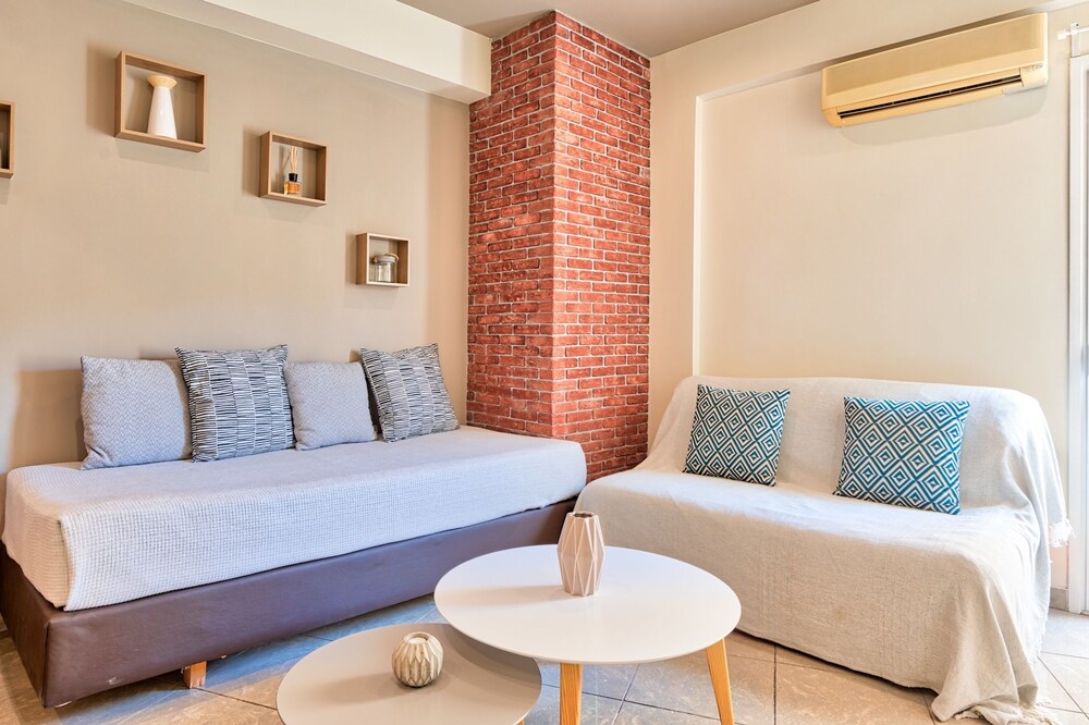 Athens Way Apartments