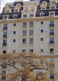 Park Silver Obelisco