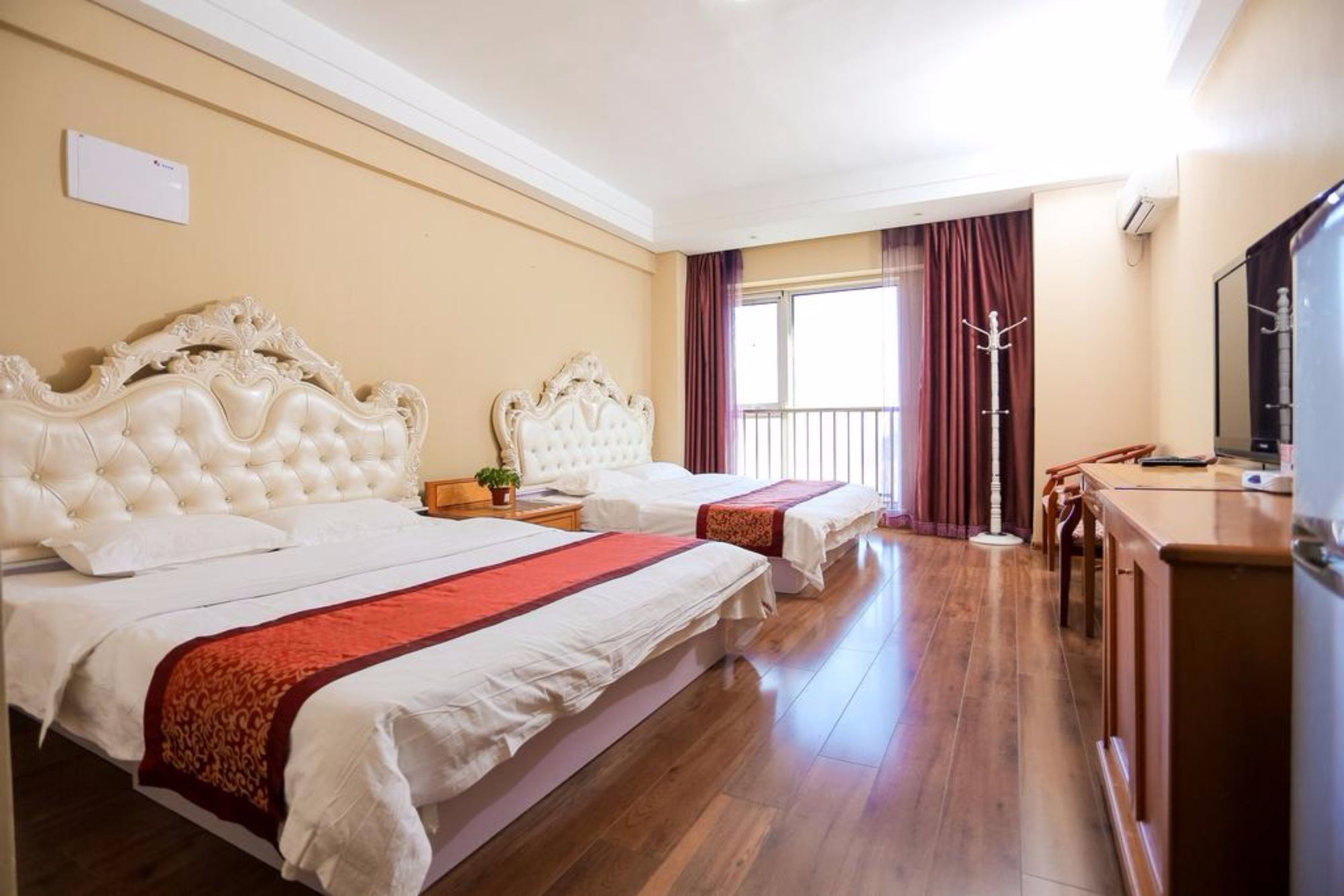 Hong Xiyuan Apartment Hotel Wada Plaza