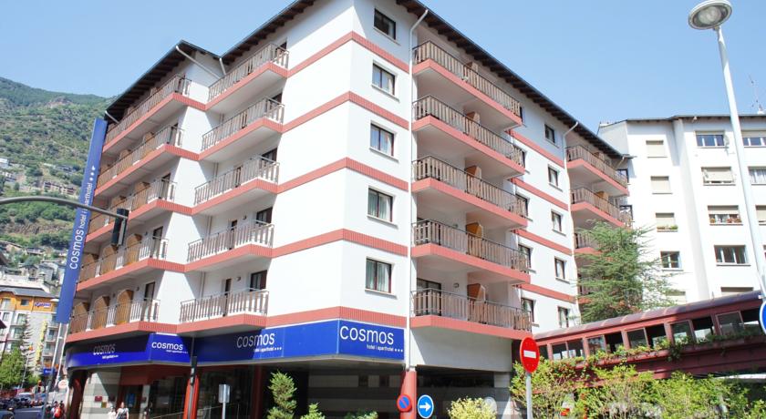 Hotel & Aparthotel Cosmos