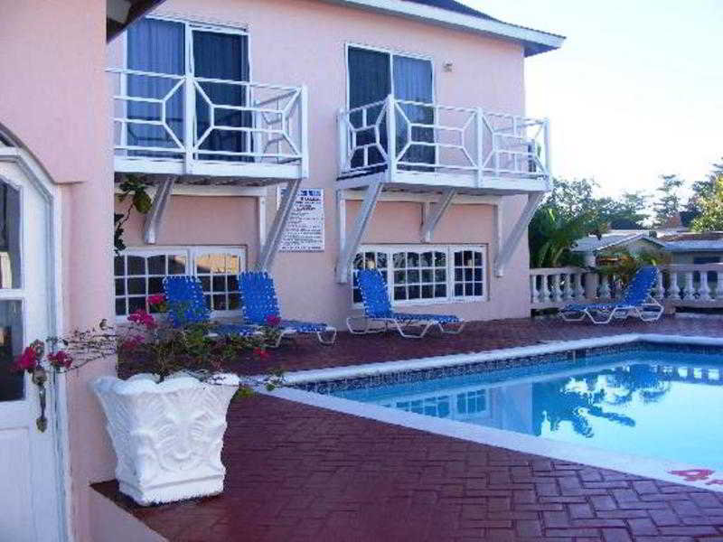 Shields Negril Villas