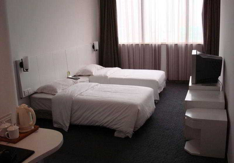 Homeinn Selected Guangzhou Zhujiang New Town Wuyangcun Metro Station Branch